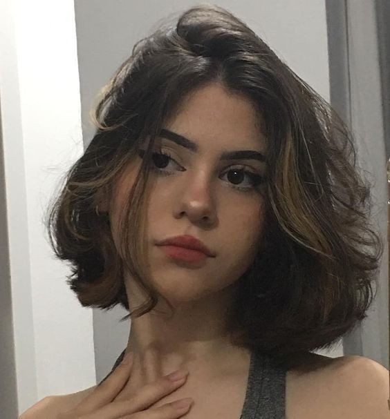 Kısa saç şekillendirme?