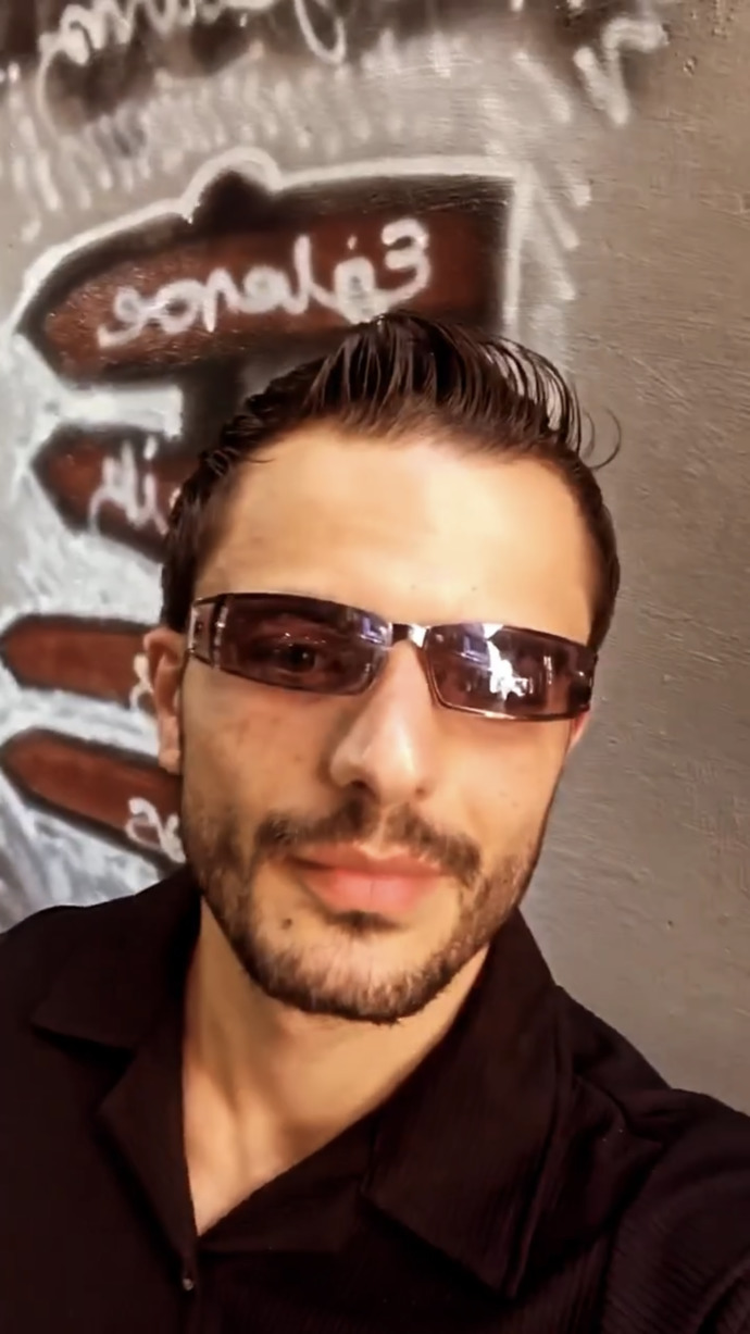 Bu gözlük nasıl, sizce takılır mı?