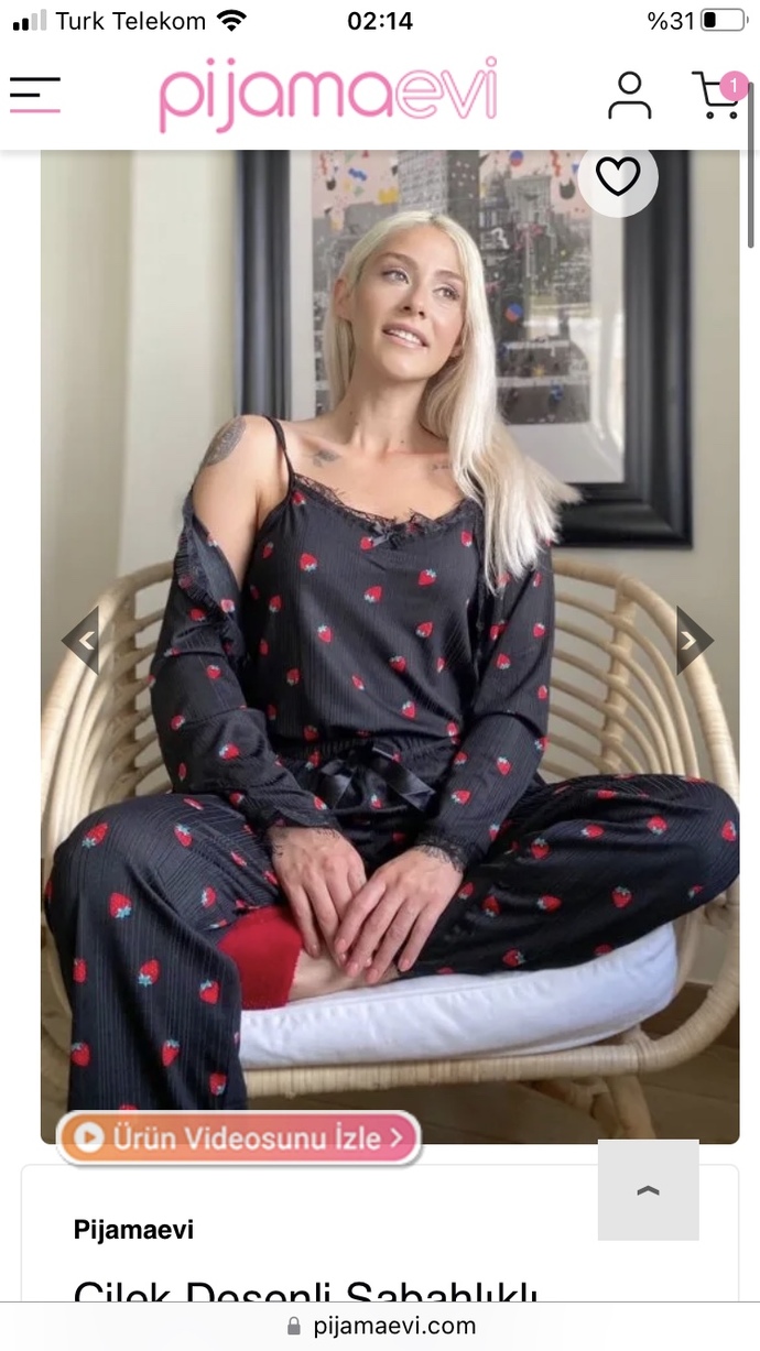 Bu pijama takımını alan var mı?