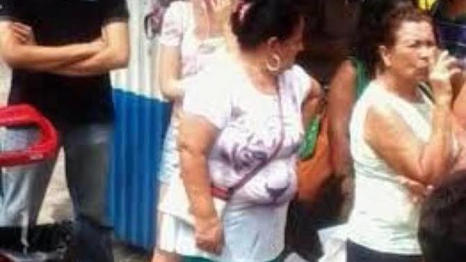 Fiziğinizin yakışmadığı kıyafete girmek için zayıflar mısınız?