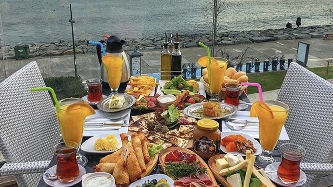 Önce gözünüz mü doymalı yoksa mideniz mi?