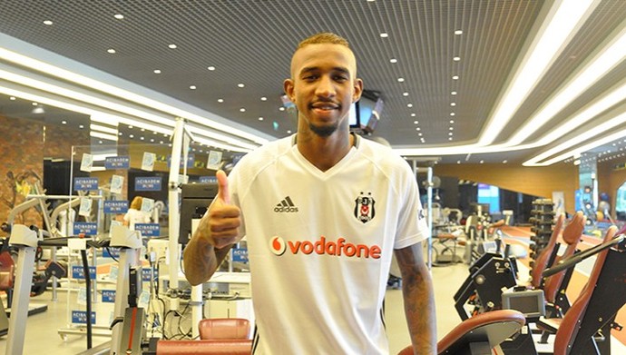 Sizce Talisca mı daha iyi futbolcu yoksa Ziyech mi?