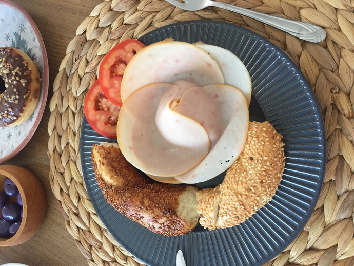 Çayla simit gibiyiz dediğin biri var mı ☀️?