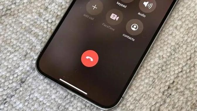 24 saat telefonunu kapatsan seni merak ederler mi?