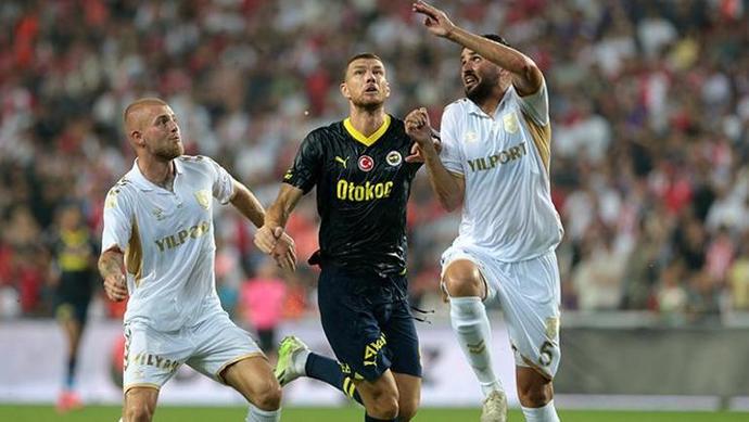 Samsunspor 0 - Fenerbahçe 2! Sarı lacivertliler deplasmanda kazanarak liderliğe yükseldi! Maçı nasıl buldunuz?