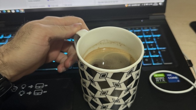 Günde bundan 3 4 kupa kahve içiyorum ölmem değil mi?
