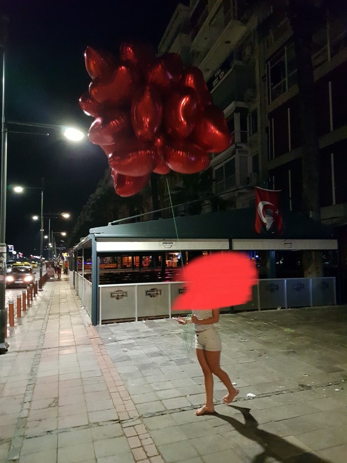 Yeni nesil kadinlar midemi bulandiriyor?