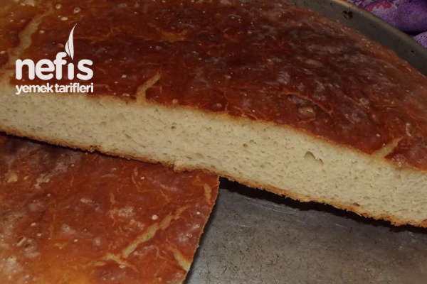 Sade çörek ekmeği.