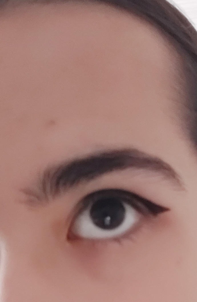 İlk defa eyeliner çekiyorum, olmuş mu?