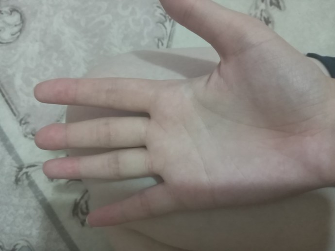 El falı ya da  kahve falı baktırmak isteyen?