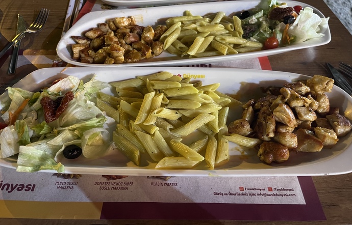 Sizce ben iki porsiyonu tek başıma bitirir miyim?