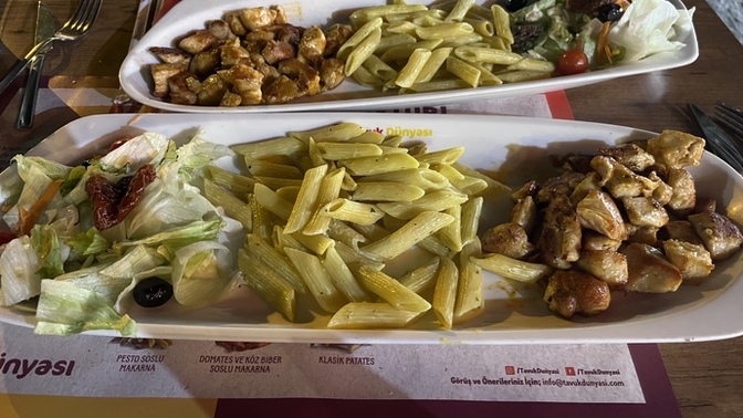 Sizce ben iki porsiyonu tek başıma bitirir miyim?