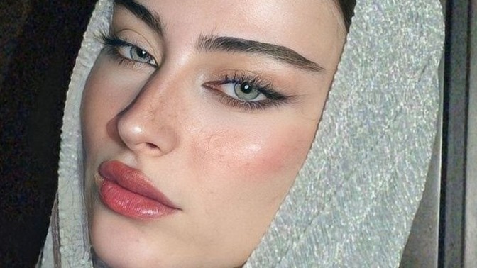 Beyaz tenliler çok makyaj yapmasa da olur mu?