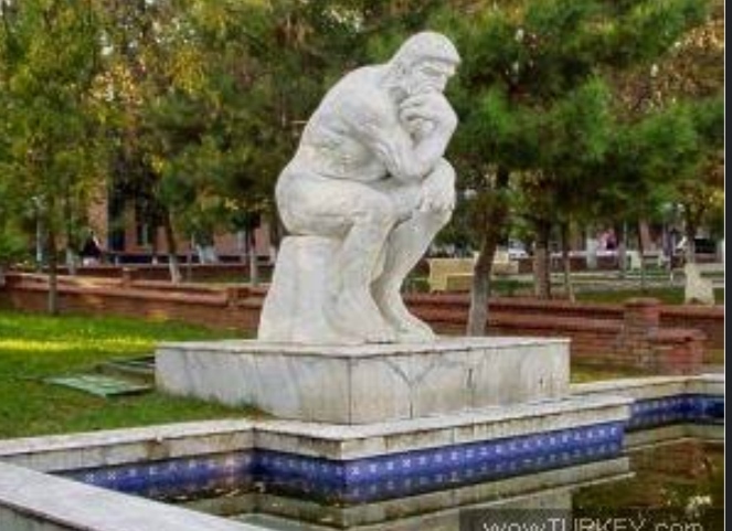 Sık sık düşündüğünüz biri var mı?