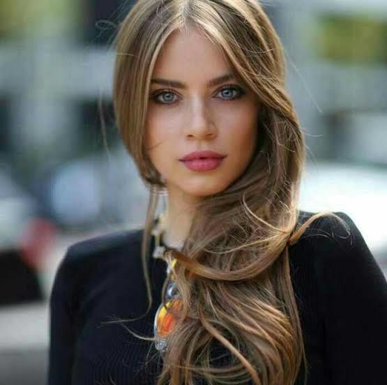 Şuna bi baaakkk, şuna bi bakk💗
