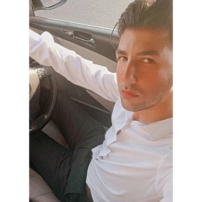 Astrolog arkadasim benim hakkimda herşeyi bildi ve gelecegim hakkindada yorum yaptı. Bu nasıl oluyor?