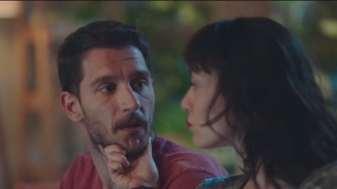 Evliyim, eşim ailesine sürekli para veriyor ve ailesi geri vermiyor. Ne yapmalıyım?