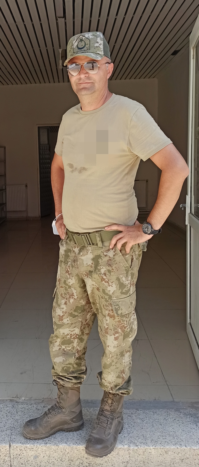 Erkeğin az bir göbeği olması kötü mü?