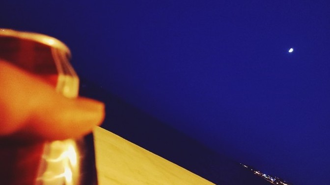 Gece mi anlatır seni, gündüz mü✨️?