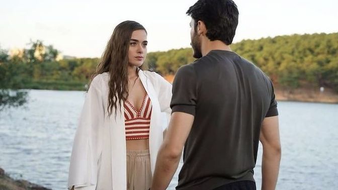 Ondan 1 yaş büyüğüm, yine de benden hoşlanır mı?