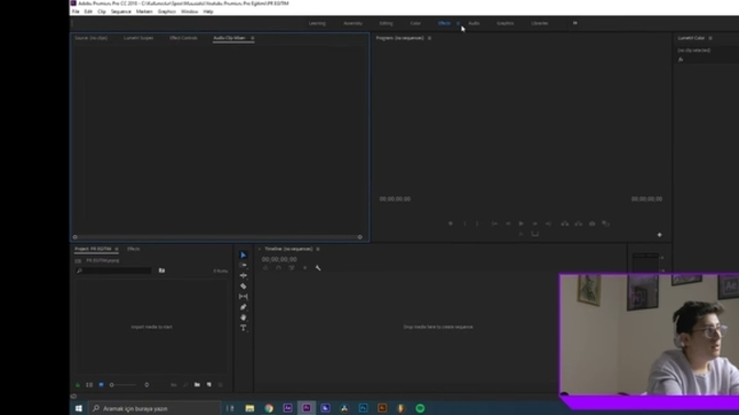 Adobe Premiere Pro programını bilenler bakabilir mi?