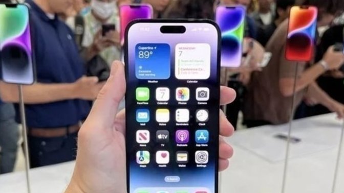 Öğrenciye vergisiz telefon ve bilgisayarda yeni gelişme! Tüm telefonlar vergisiz olsa hangi telefonu alırdınız?