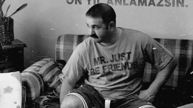 Her şeyin yalan olduğunu fark ettiğinizde yaşınız kaçtı?