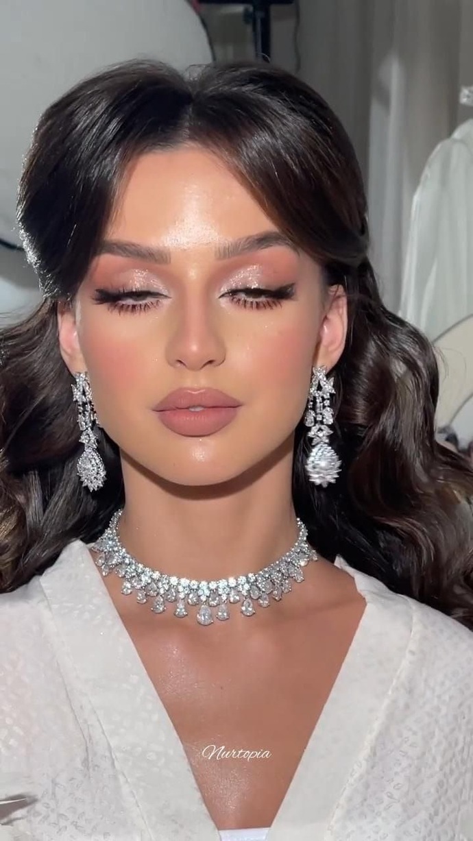 Glam makyaj nedir, nasıl yapılır?