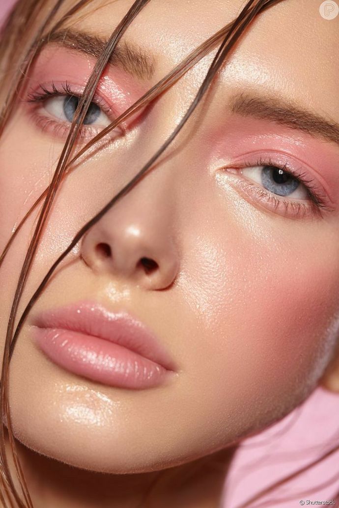 Glam makeup