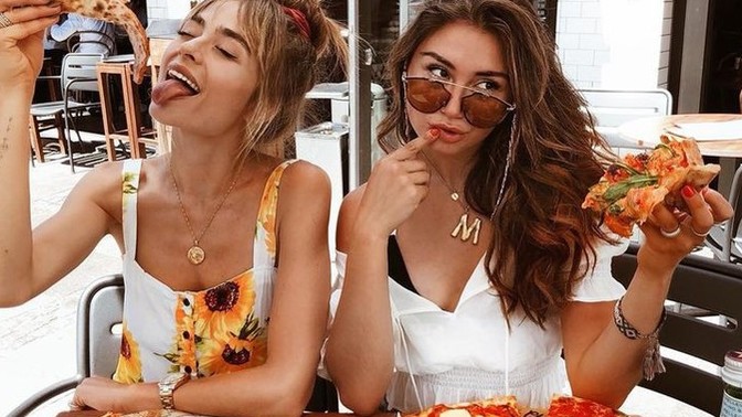 Hangi yiyeceği yerken oldukça mutlu hissediyorsunuz?