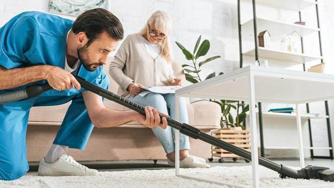 Aile büyüklerinizin evine temizliğe yardım etmek için gidiyor musunuz?