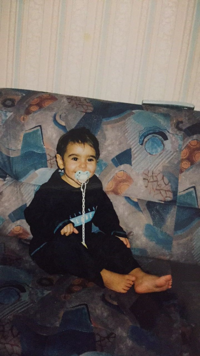 Hadi herkes cocukluk fotosnu atsın?