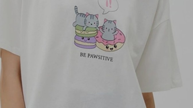 Pembeli beyazlı pijama üstüne hangisi daha iyi gider?