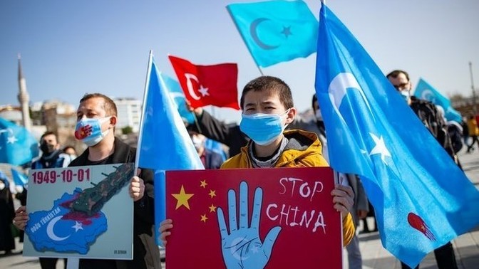 Uyan TÜRK! Doğu Türkistan'da Zulüm Var! Senelerdir Sessiz Ağlıyorlar, Artık Seslerini Duyurma Vakti Geldi Mi?