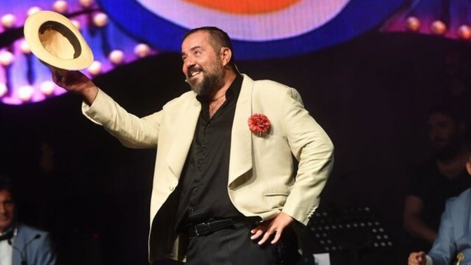 Ekmek yemeyi bırakan Ata Demirer 22 kilo verdi! Siz günde kaç tane ekmek yiyorsunuz?