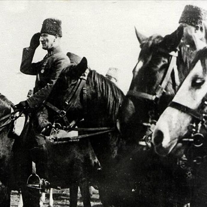 30 Ağustos Zafer Bayramı'mızın 101. yıl dönümünü kutluyoruz! 🇹🇷 Zafer coşkunu bizimle paylaşır mısın KScan🎉?