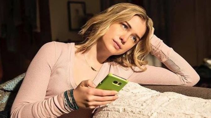 Sevgilinizin/eşinizin telefonunu gizlice kontrol eder misiniz?