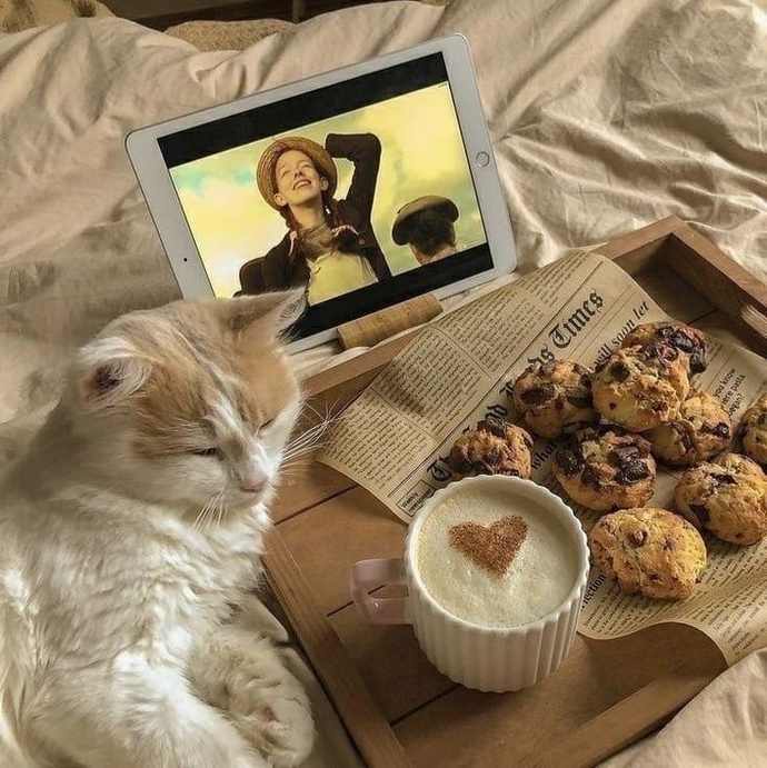 Film izlerken bir şeyler yiyip içer misiniz?
