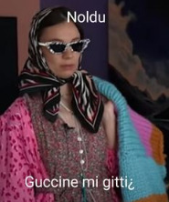 Topuklu ayakkabıyla koşu bandında koşulur mu?