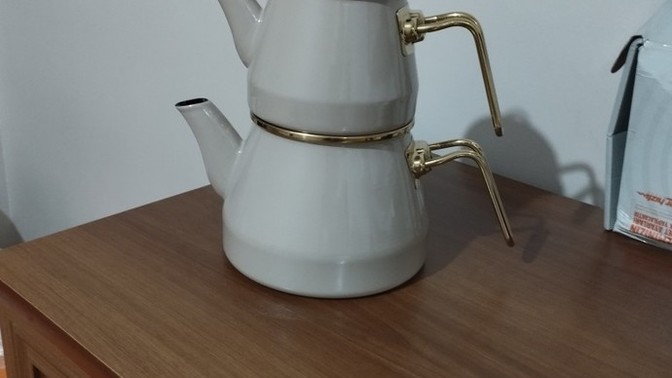 Çeyize aldım, güzel duruyor mu?