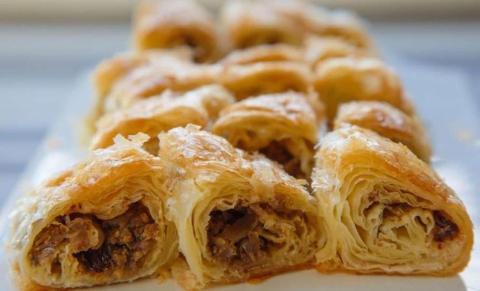 Küt böregi Kıymalı börek hangisi senin favorin?