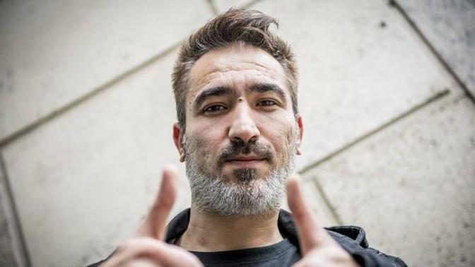 Gecelerinize en çok hangi sanatçının şarkıları eşlik ediyor?