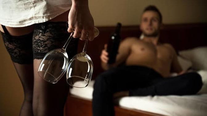 İlk buluşma için 'evim müsait, istersen gelebilirsin' teklifine sıcak bakar mısın?