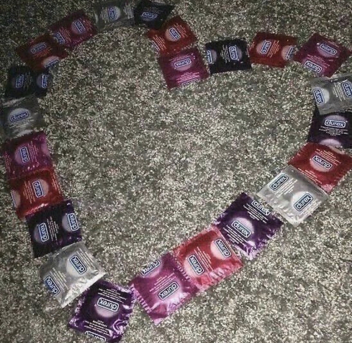 Flört döneminde cinsellik yaşar mısınız?