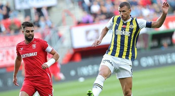 Twente 0 - Fenerbahçe 1... Sarı lacivertliler UEFA Konferans Ligi gruplarına kaldı! Maçı nasıl buldunuz?