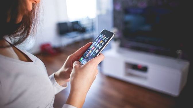 Erkekler mi mesajlaşmayı daha çok sever, kadınlar mı?