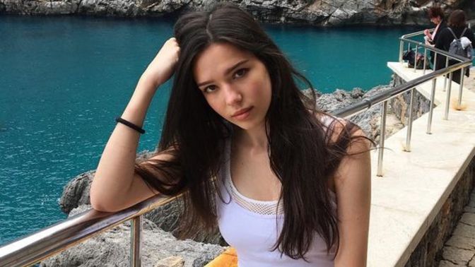 Sizin için insan silmek kolay mı yoksa zor mu?