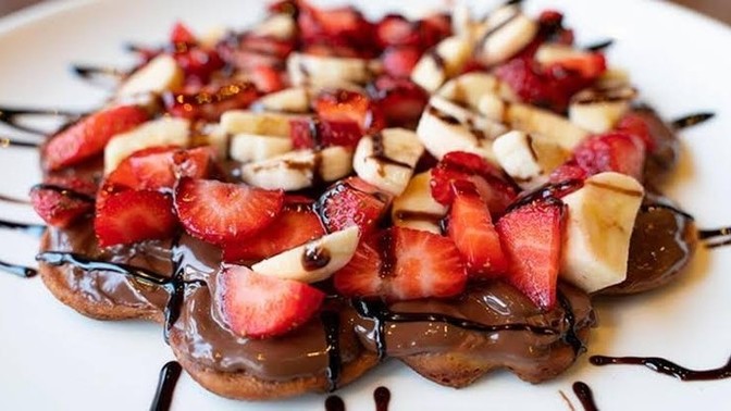 Kahvaltıda waffle yenir mi?