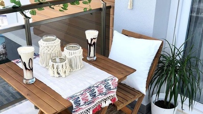 Balkonda vakit geçirmenin zamanı olur mu?