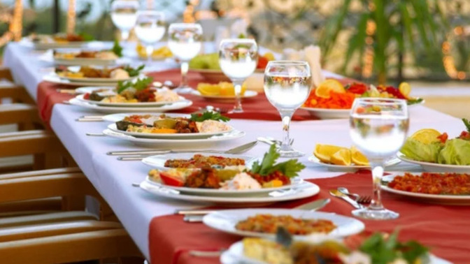 Sırf yemek yemek için düğüne gittiğiniz oldu mu?